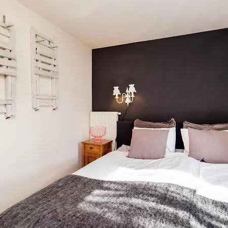 Ferienhaus In With Hot Tub & Garden