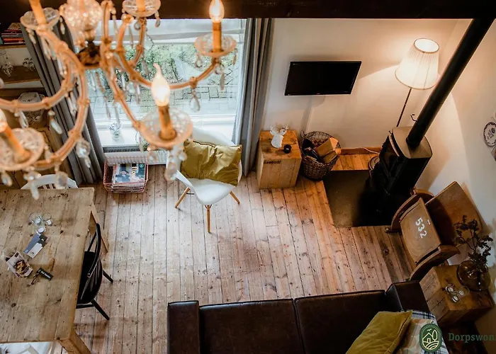 In With Hot Tub & Garden