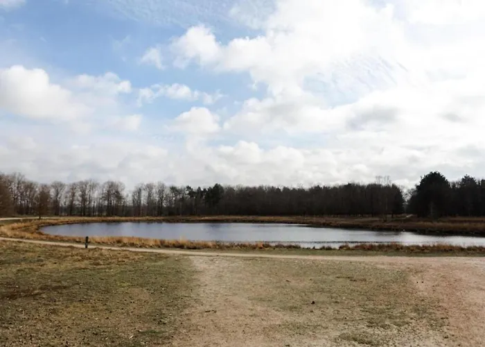 In With Hot Tub & Garden Vakantiehuis